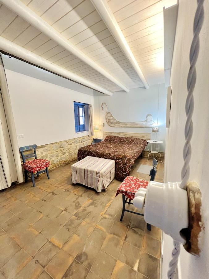 Villa Casa Della Ghiacciaia Capo dʼOrlando Exterior foto